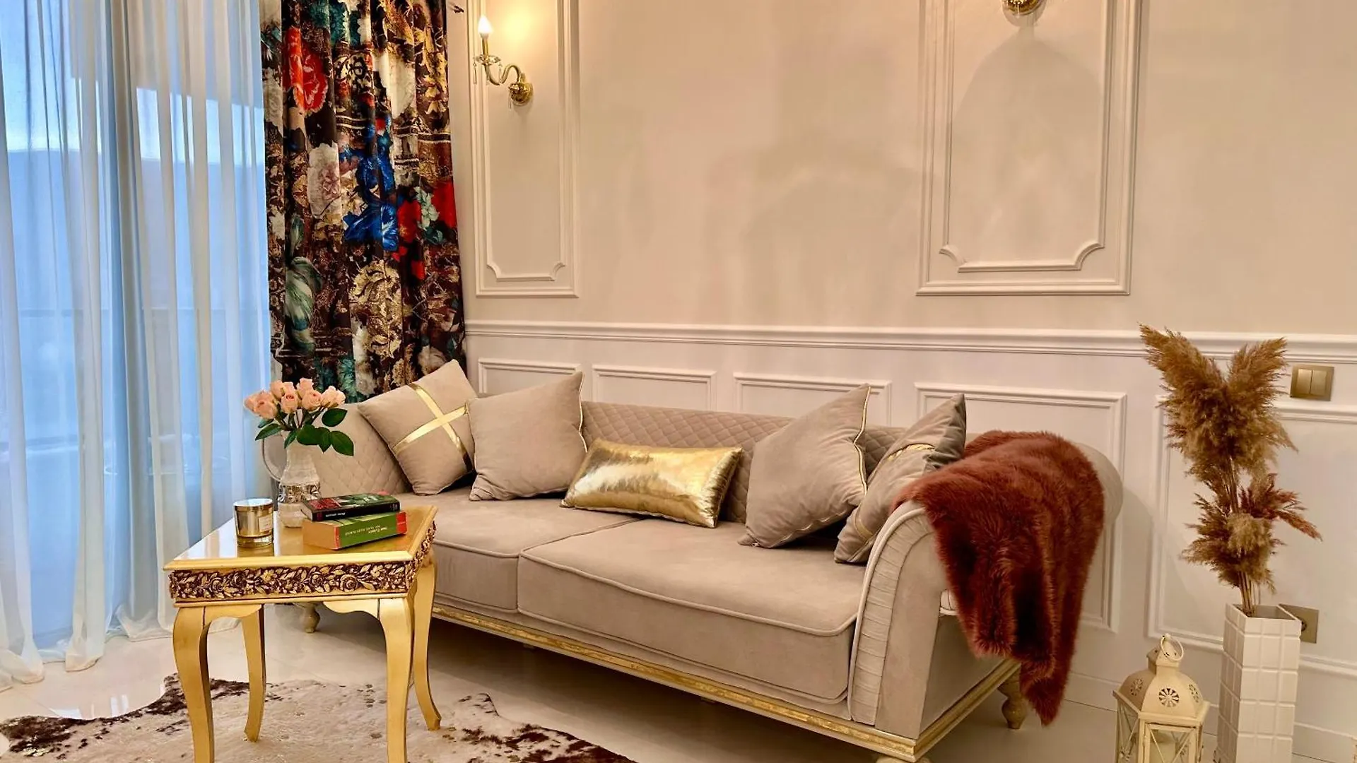 Luxurious Style Colorful Apartment In Saburtalo Tbilisi