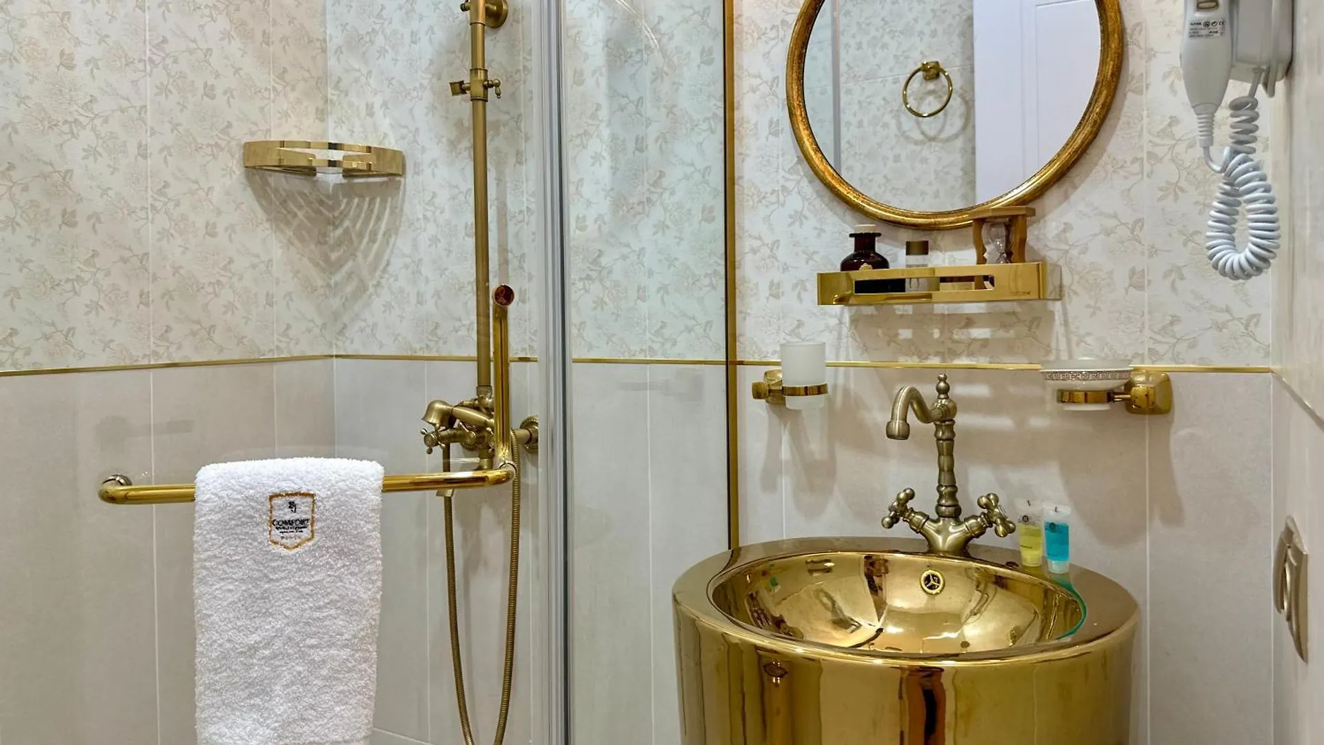 Luxurious Style Colorful Apartment In Saburtalo Tbilisi 0*,  Georgien