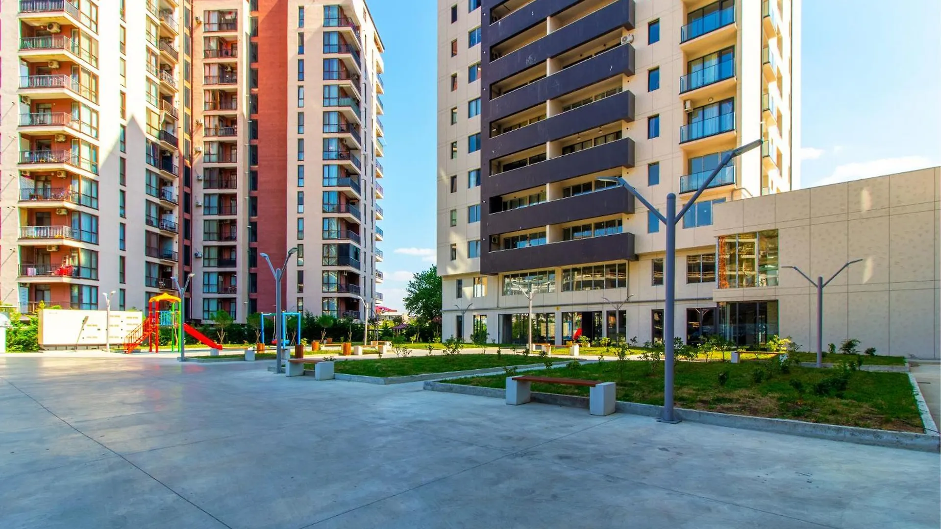 Luxurious Style Colorful Apartment In Saburtalo Τυφλίδα Γεωργία