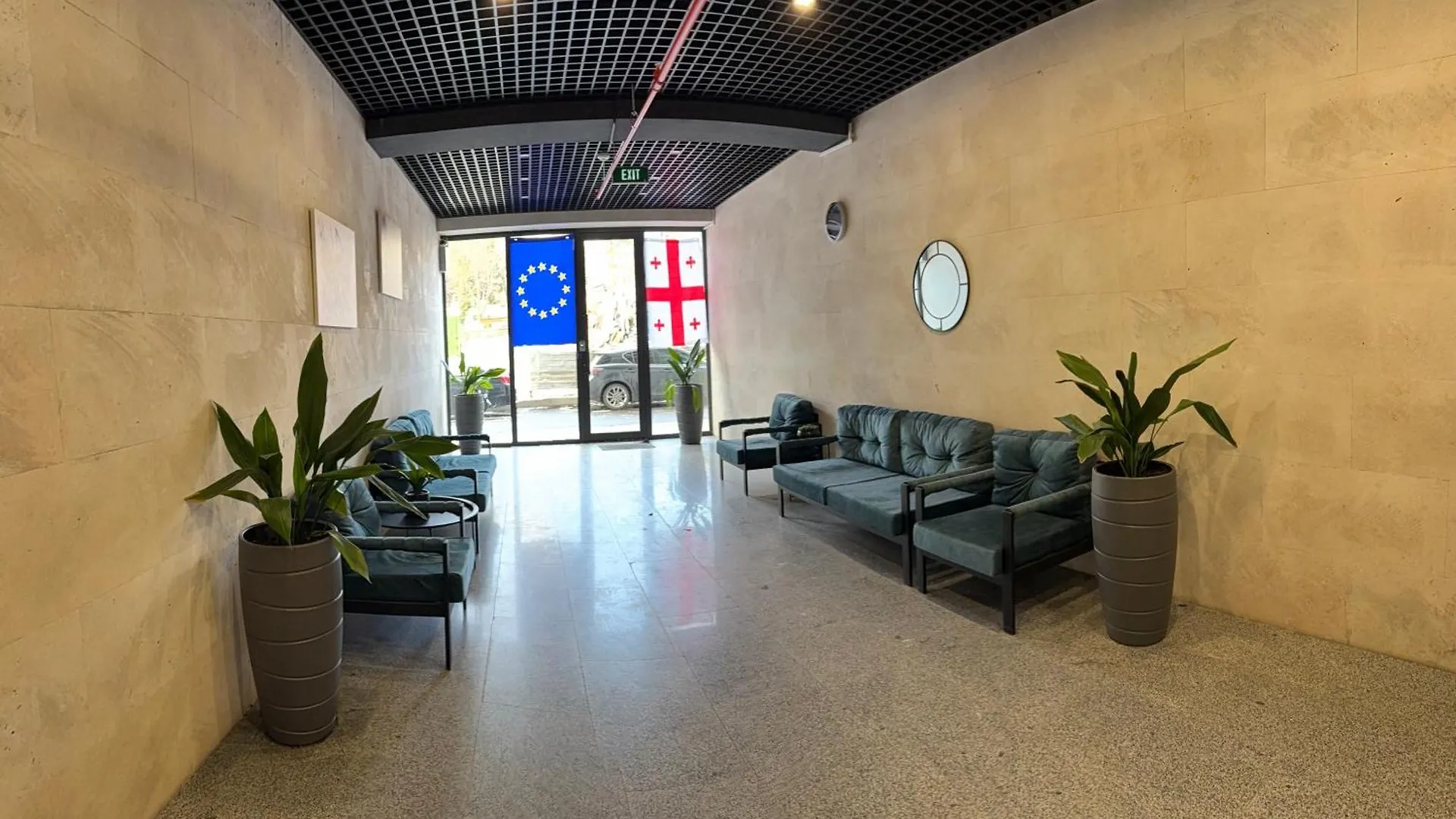 Luxurious Style Colorful Apartment In Saburtalo Τυφλίδα